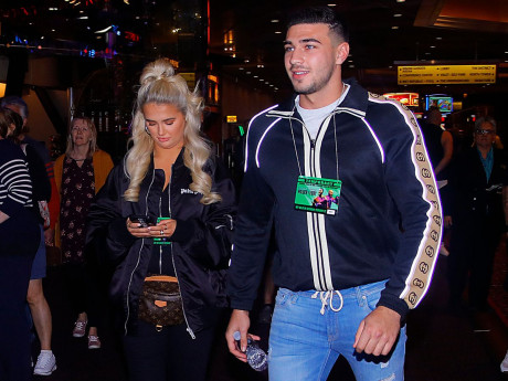 Tommy Fury To Propose To Molly Mae In Las Vegas If Tyson Fury Beats Deontay Daily