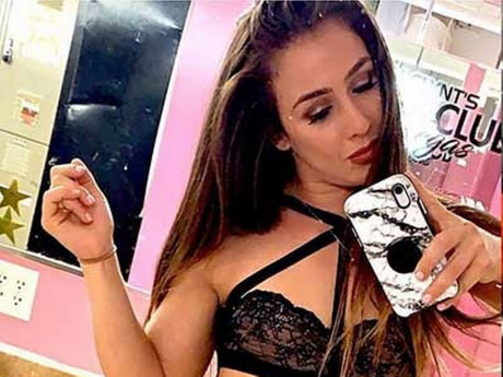 Stripper Gave Up Lap Dancing For Punters To Become Ufc Fighter Nicknamed Lil Daily