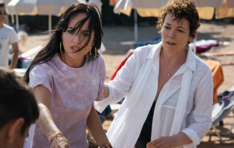 The Lost Daughter Review Olivia Colman S Latest Worthy