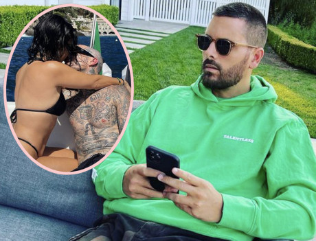 Kourtney Kardashian Travis Barker S Families Give Them The Green Light To Have Kids Celebritytalker