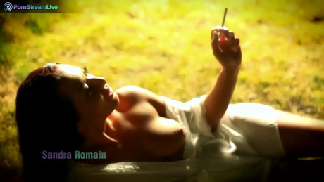 Sandra Romain Smokes A Cigarette And Masturbates In The Public Xvideos