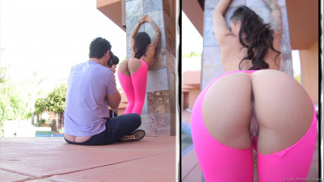 Alby Rydes Enjoys The Cock Of Ferrara